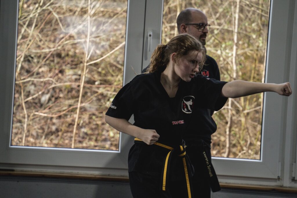 Gross Taekwondo Pointfighting 28 Kopie